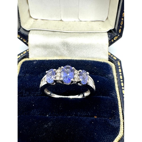 205 - 9ct White Gold Tanzanite And Diamond  Ring (2.2g)