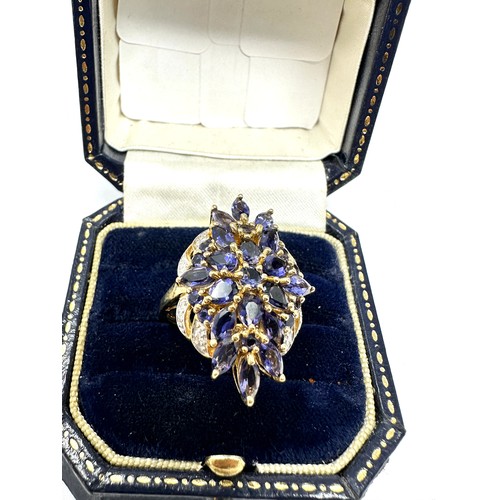 238 - 9ct Gold Diamond And Iolite Cluster  Ring (5.5g)