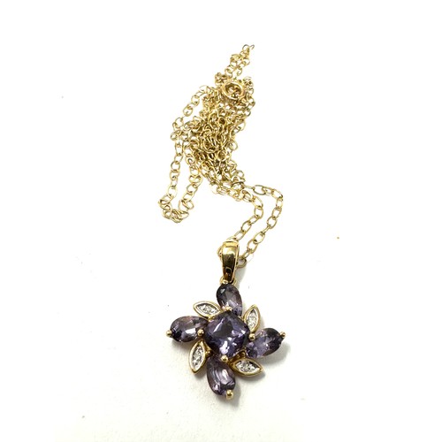 275 - 9ct White And Yellow Gold Diamond And Iolite Floral Cluster Pendant Necklace (1.9g)