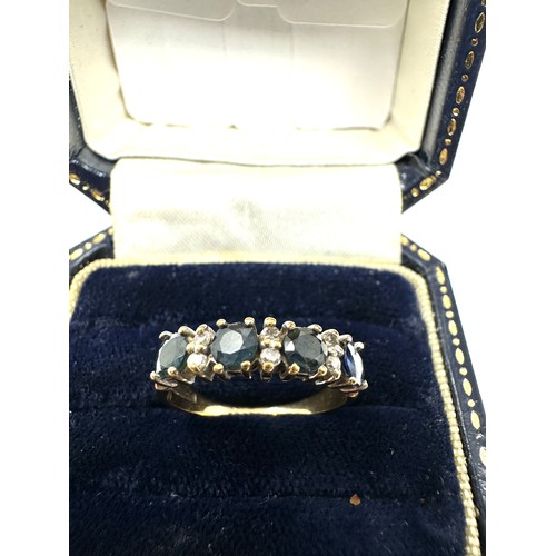 371 - 9ct Gold Sapphire &  Diamond ring (1.8g)