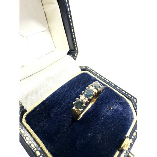 371 - 9ct Gold Sapphire &  Diamond ring (1.8g)