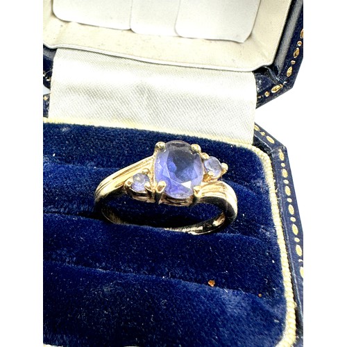 328 - 9ct Gold Iolite Three Stone Ring (2.7g)