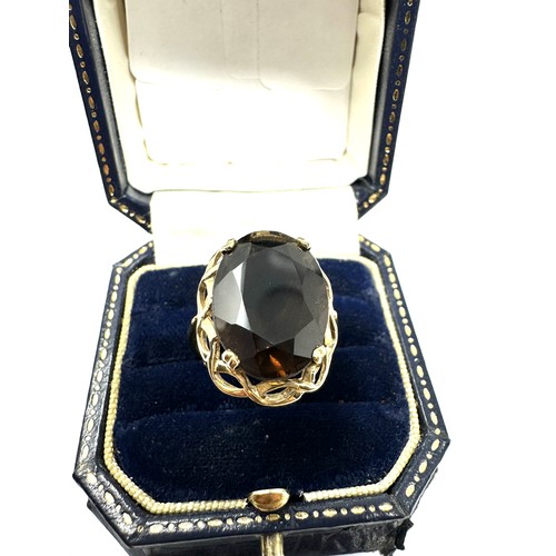 326 - 9ct Gold Smoky Quartz  Ring  (4.9g)