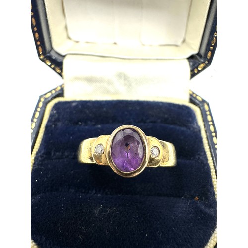 333 - 9ct Gold Amethyst & diamond Ring  (3.7g)