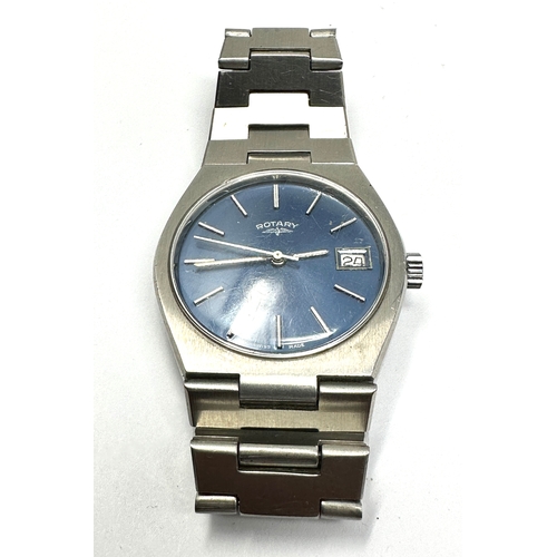 463 - vintage stainless steel gents rotary wrist watch and strap blue dial the watch is ticking