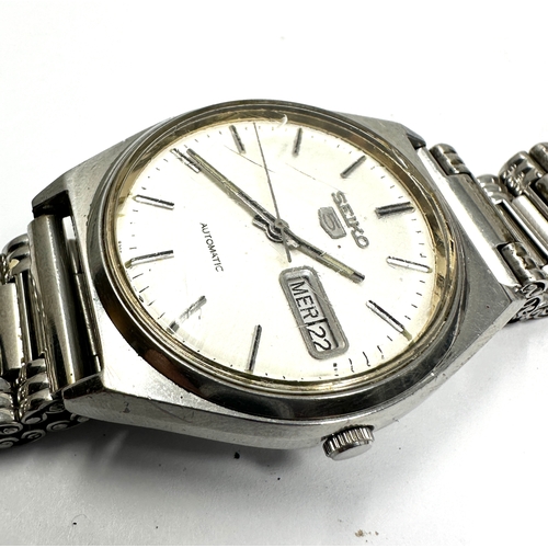 466 - Vintage stainless steel Gents seiko automatic wristwatch 6309-8970 the watch balance spins freely th... 