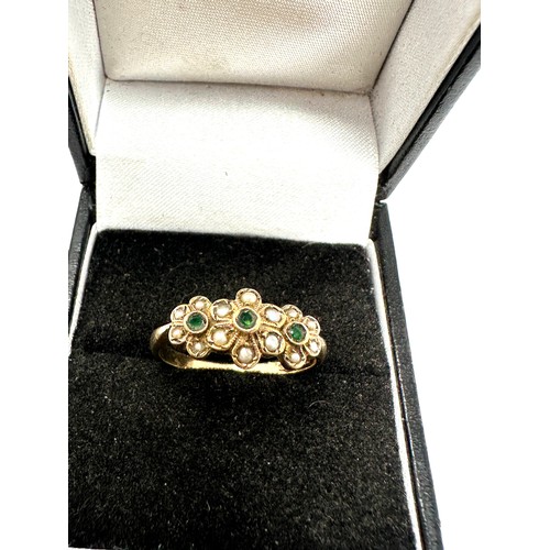 267 - 9ct gold pearl and emerald ring (3.1g)