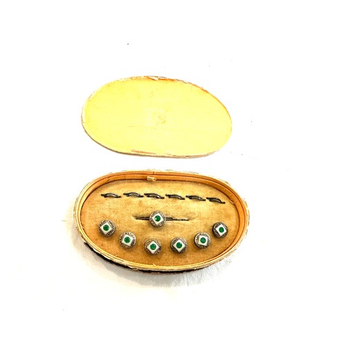 442 - Vintage tie pin and buttons