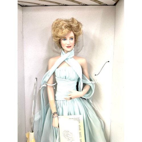 333 - Boxed Franklin Mint Lady Diana doll