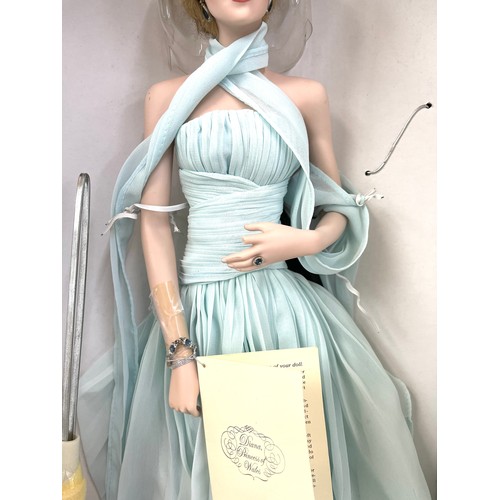 333 - Boxed Franklin Mint Lady Diana doll