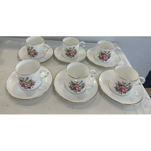 39 - Royal Worcester fine bone china 6 piece cup and saucers