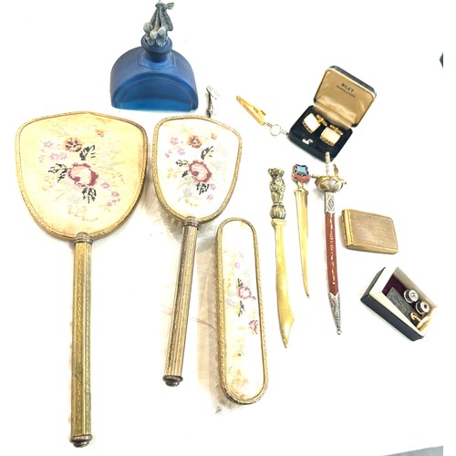 103 - Selection of vintage collectables to include Regency of London brush and mirror, letter openers, tie... 