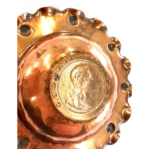 614 - George III Coin Dish, Brass Bowl with 1797 coin set into the Base and a small brass tray on three sc... 