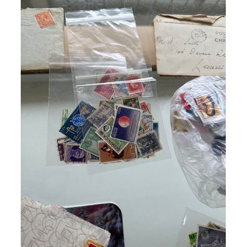 465 - Large selection of assorted stamps