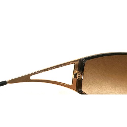 552 - GenuinE pair of vintage Versace sunglasses in case with COA