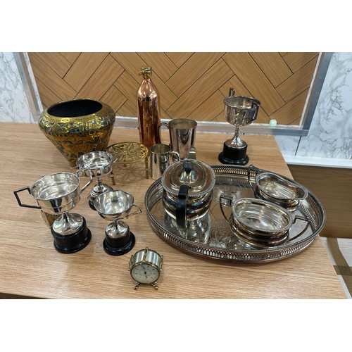 252 - Selection of metal ware to include copper, brass and silver plated items