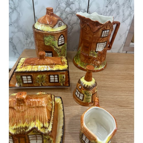 288 - Selection of vintage ' Cottage Ware' to include jugs, butter dish