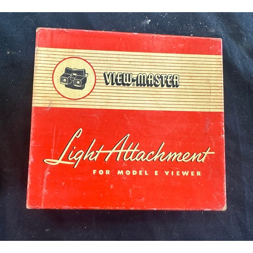 102 - Vintage view master light attachment