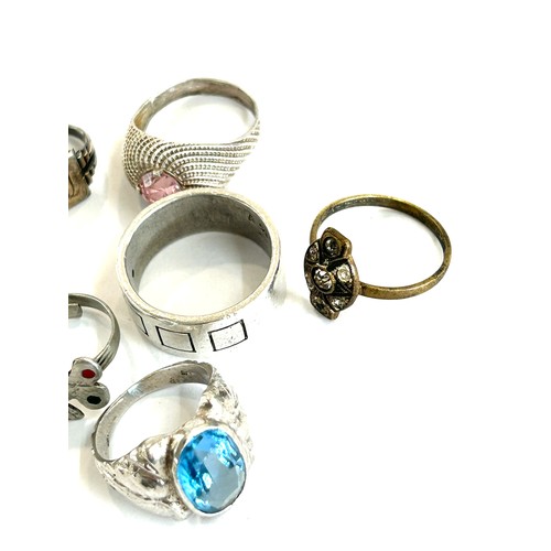 455 - Selection of assorted rings includes silver rings, silver signet ring etc