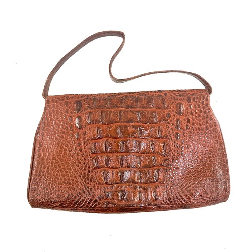 113 - Vintage authentic Veari crocodile hand bag