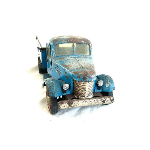 49 - Zil Vintage tin mechanical truck