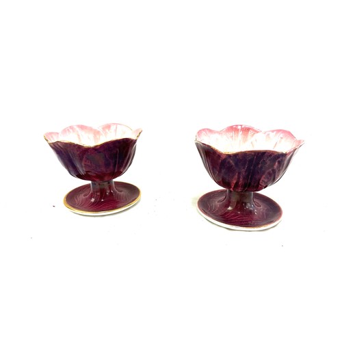 433 - Pair of Maling floral pottery pieces measures approx 3.5 inches tall