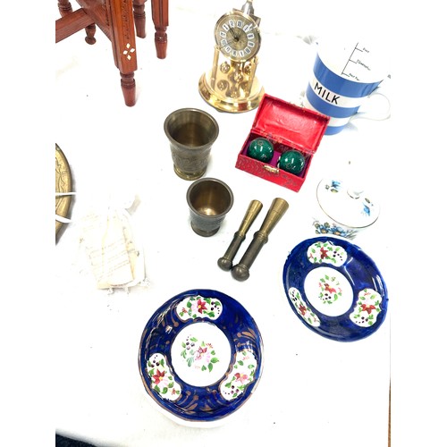 205 - Selection of miscellaneous to include pottery, oriental,  brass etc