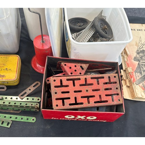 186 - Selection of model making equipment includes meccano, wooden car etc