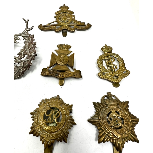 417 - 10 military cap badges