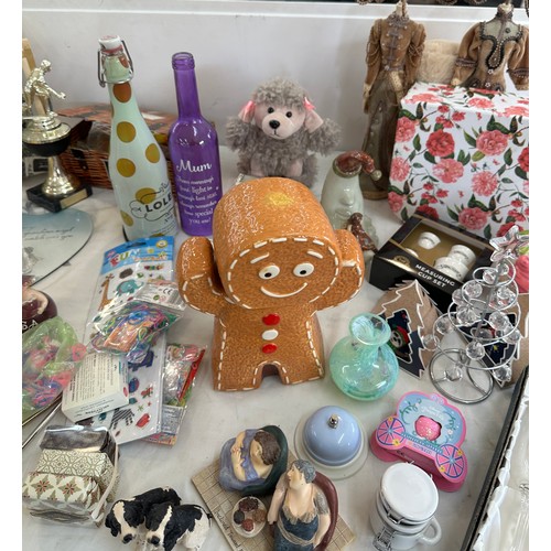 335 - Selection of miscellaneous to include novelty items, jewellery stands etc