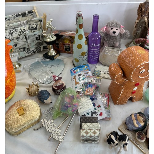 335 - Selection of miscellaneous to include novelty items, jewellery stands etc