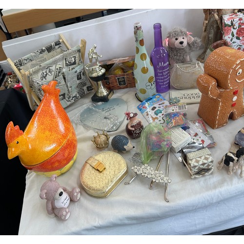 335 - Selection of miscellaneous to include novelty items, jewellery stands etc