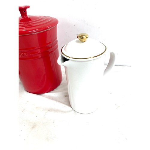 44 - Le creuset lidded pot and 2 ceramic tea pots