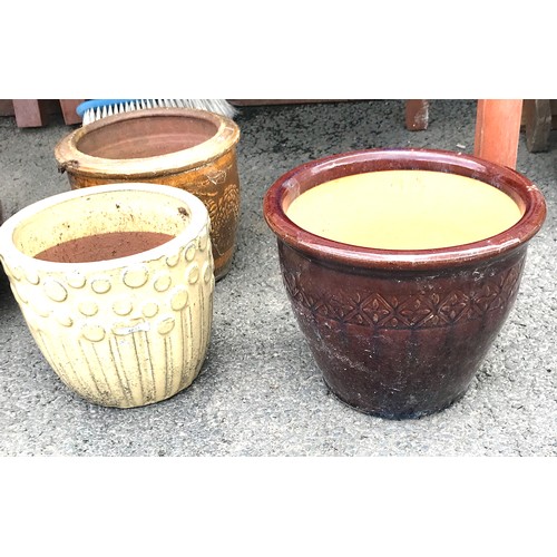 100X - 4 ceramic garden pots, largest measures approximately 9inches tall 12.5 inches diameter