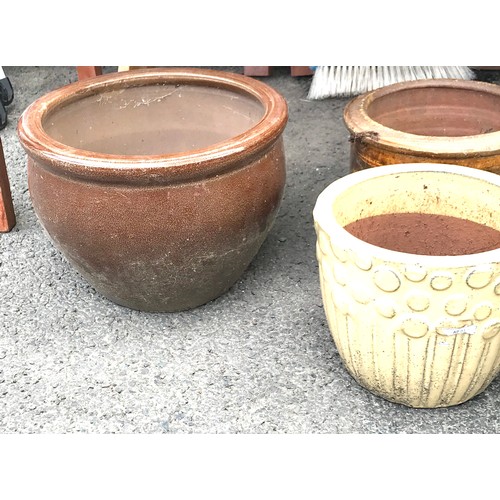 100X - 4 ceramic garden pots, largest measures approximately 9inches tall 12.5 inches diameter