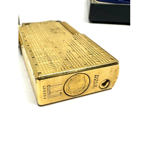 424 - Boxed Vintage dunhill cigarette lighter