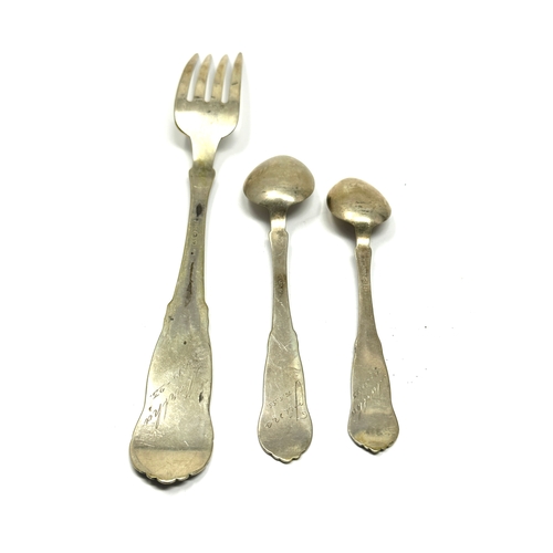 12 - 830 silver spoons and fork 80g