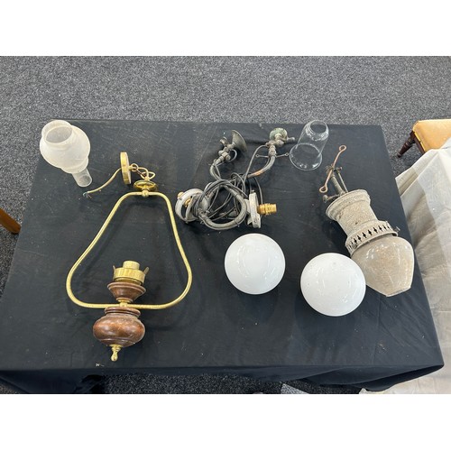 152 - Selection of vintage and later light fittings includes vintage outdoor gas light etc