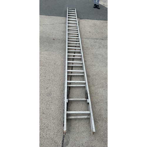 100W - Double extending alimunimum ladders