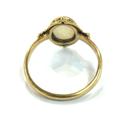 71 - Ladies 18ct gold opal set dress ring, ring size approximately R, weight 3 grams