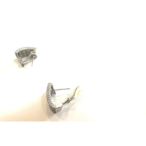 58 - Fine pair of 18ct white gold diamond earrings, earrings set with baguette and brilliant cut diamonds