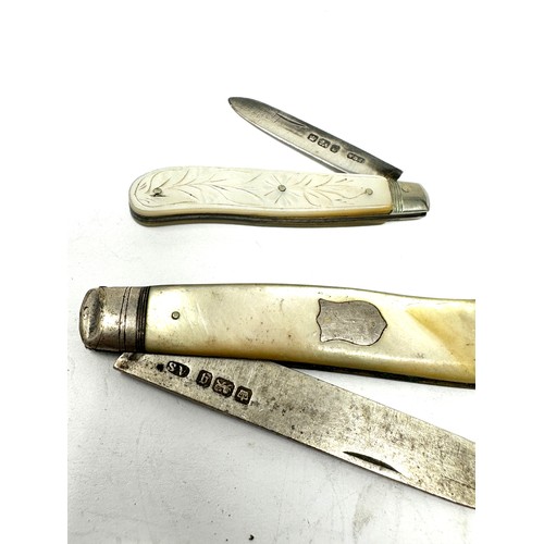 42 - 4 antique silver & m.o.p fruit knives