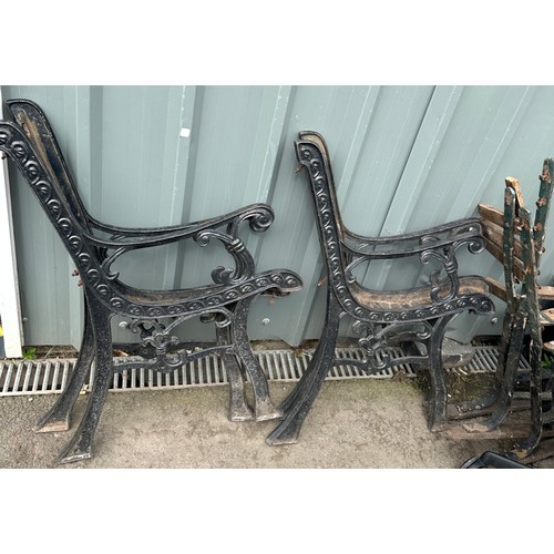 100H - 2 pair of cast iron bench ends