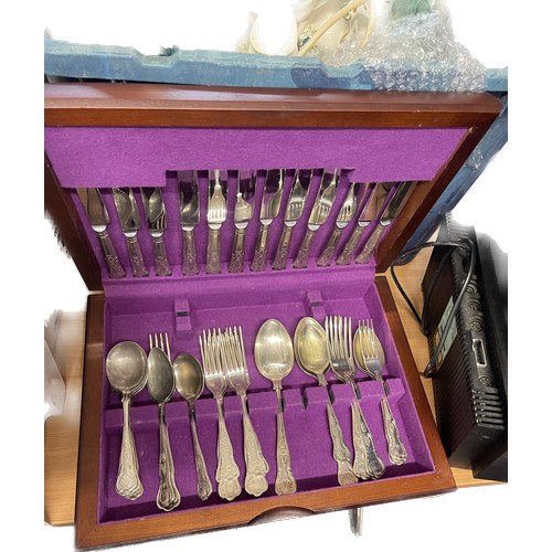 320 - Canteen of silver plated cutlery