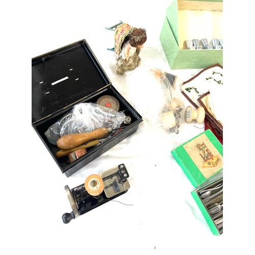 431 - Selection of collectable items includes miniature sewing machine etc