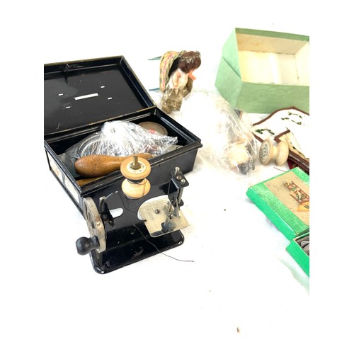 431 - Selection of collectable items includes miniature sewing machine etc