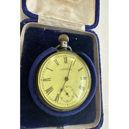 512 - Vintage silver cased Waltham pocket watch, untested