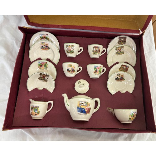 420 - Vintage Ellar Childs tea set in original box