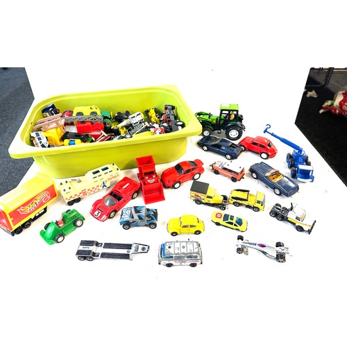 90 - Selection of vintage and later cars includes Matchbox, Majorete etc