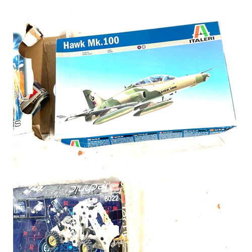 48 - Selection of assorted Lego includes Lego Technic 8022, 8516 and a boxed Italeri Hawk Mk.100 etc